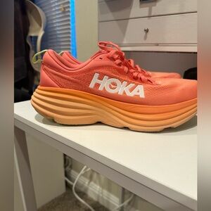 Hoka Bondi 8